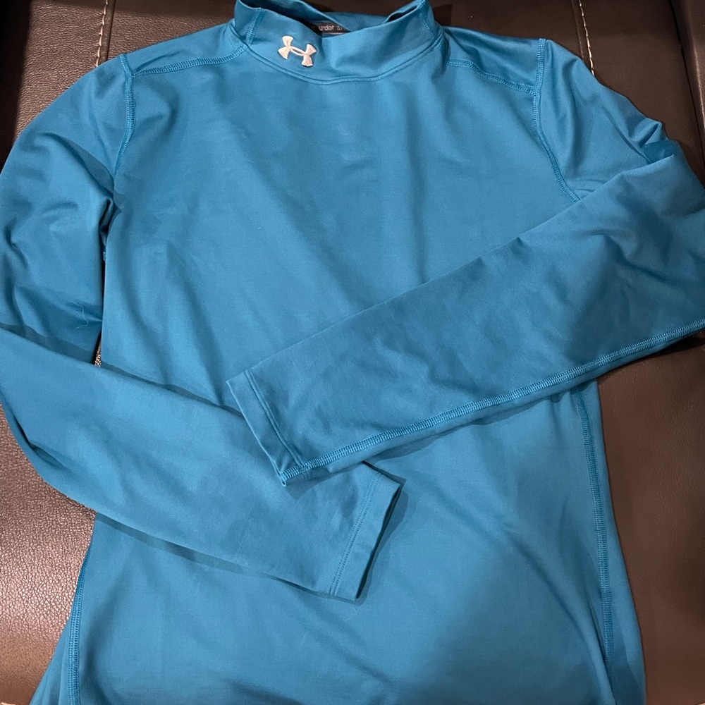 💙 Under Armour coldgear mock top 💙